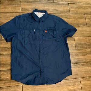 American Outdoorman  Men XL  Blue Short Sleeve Vented Button Down